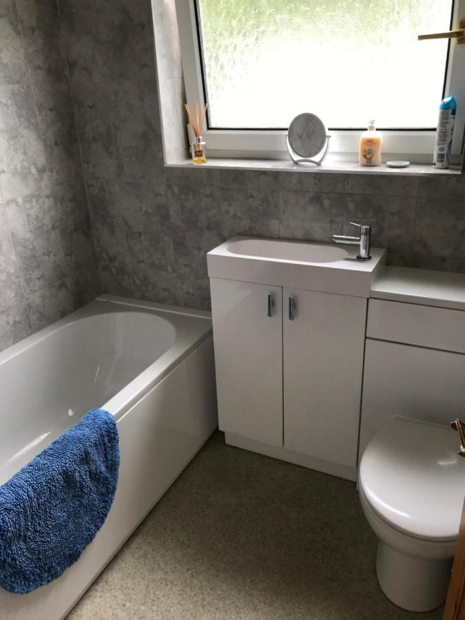 Number 43 The Gower Holiday Village Swansea Esterno foto